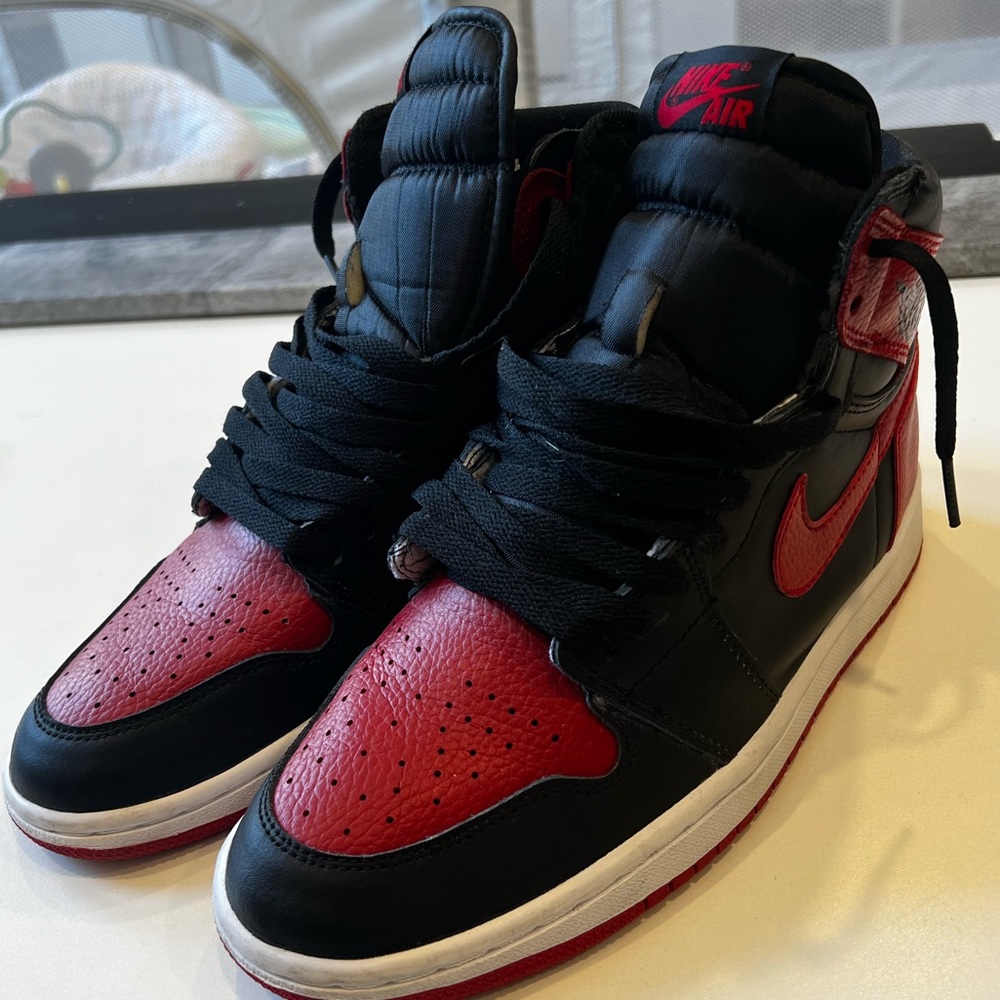 Air Jordan 1 high 2016 bred